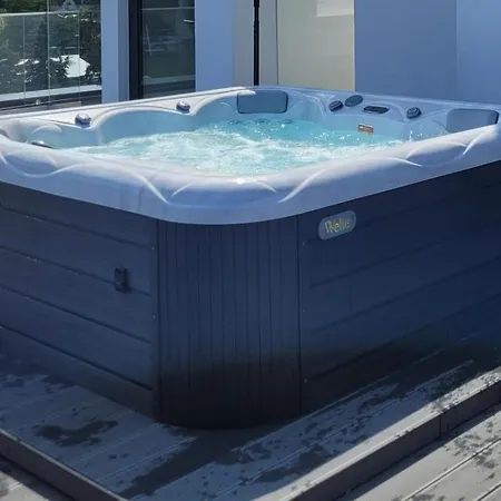 Baltic Marina 19 Z Parkingiem, Jacuzzi, Sauna I Silownia * Колобжег